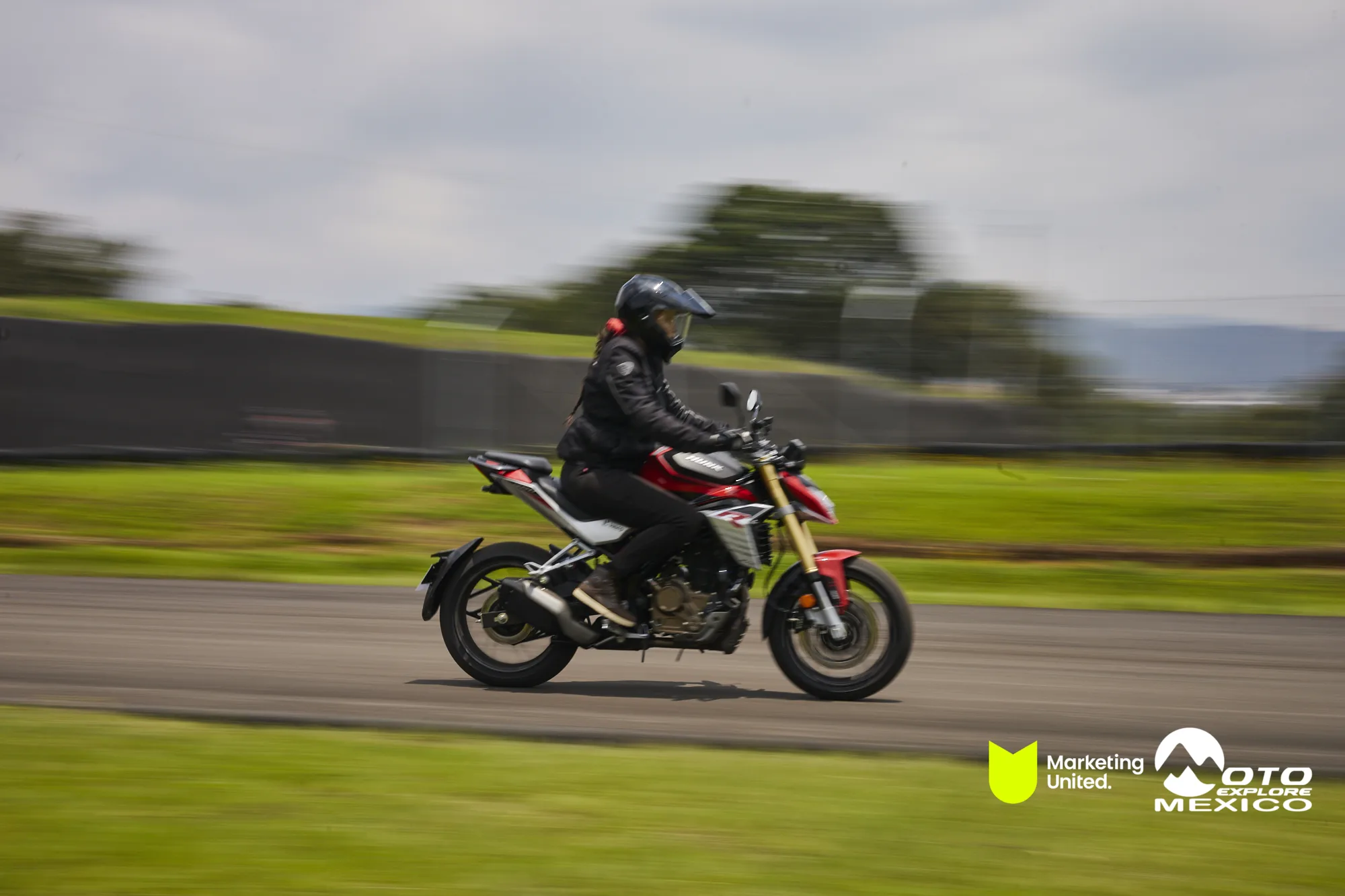 HUNK TRACKDAY 363